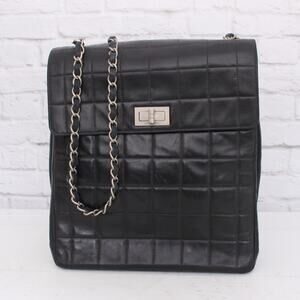 Chanel Chocolate Bar Multi Pocket Black Lambskin Leather Crossbody Purse A2904